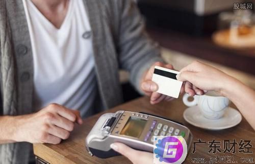 联名信用卡和普通信用卡有什么不同？