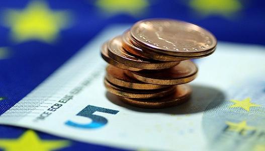 欧洲央行资产负债表有史以来首次突破6.5万亿欧元