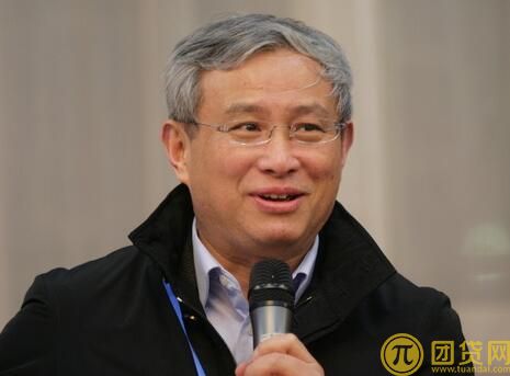 周其仁