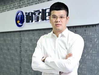 铜掌柜张焱