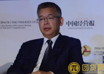 黄益平