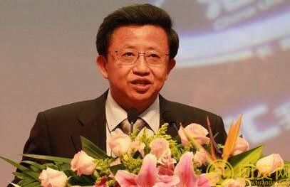 龚方雄