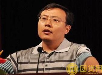 任泽平