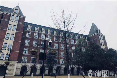 新婚姻法 婚前买房 婚后房产证的房子属于谁？