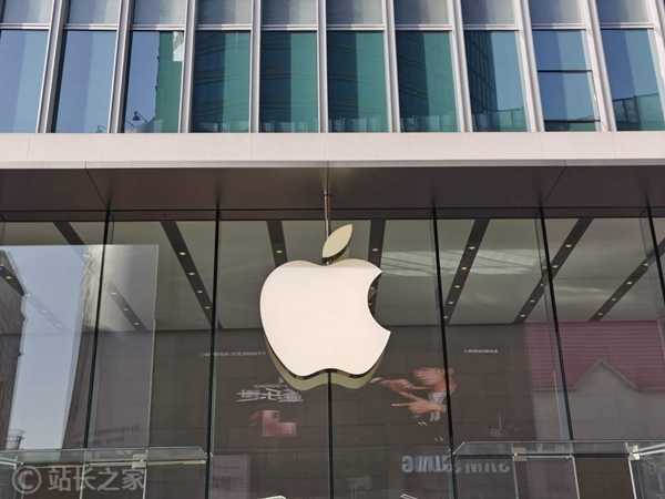 苹果 CEO 库克：大多数员工要等到 2021 年 6 月才能重返办公室