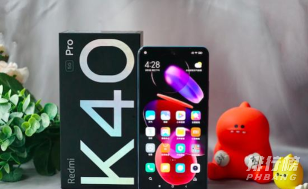 红米k40pro和realme GT屏幕对比,哪个好?