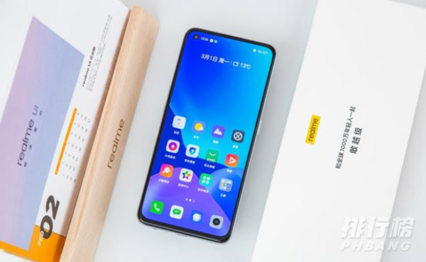 红米k40pro和realme GT屏幕对比,哪个好?