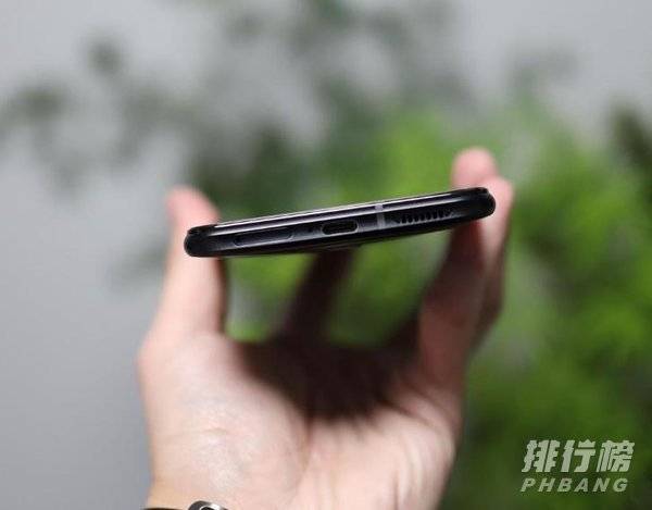 红魔6pro和小米11哪个好_红魔6pro和小米11对比 红魔6pro和小米11哪个好_红魔6pro和小米11对比