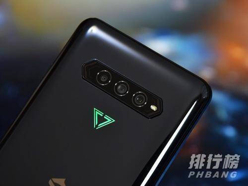 黑鲨4和黑鲨4pro的区别_黑鲨4和黑鲨4pro有什么区别 黑鲨4和黑鲨4pro的区别_黑鲨4和黑鲨4pro有什么区别