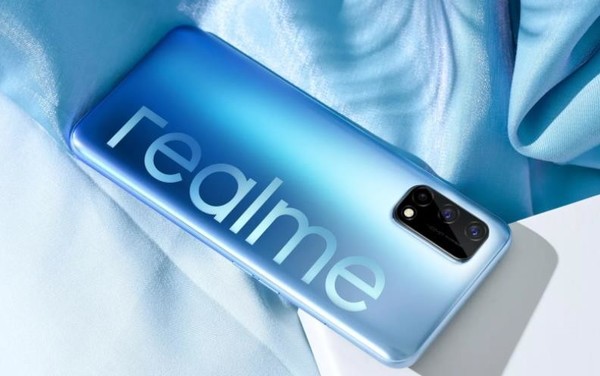 realme 真我Q2