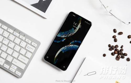 红米k40游戏增强版和realmeGT对比_哪个更值得入手