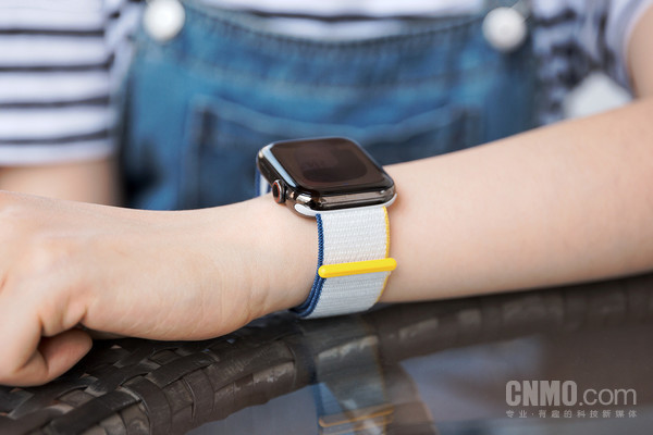 海盐色Apple Watch表带