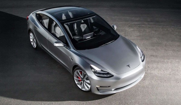 特斯拉Model 3
