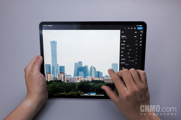 使用iPad Pro修图