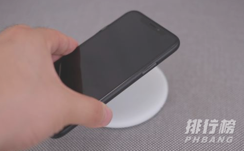 iphone13怎么充电_iphone13有没有充电口