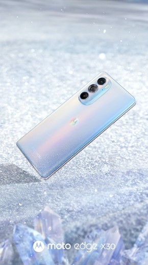 敢跟小米12叫板的moto edge X30长这样 你觉得可吗？