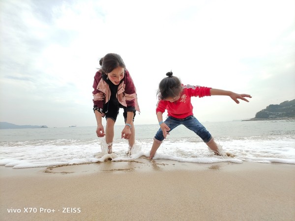 影像的力量 《口罩里的微笑》主角小卓玛已成功手术 影像的力量 《口罩里的微笑》主角小卓玛已成功手术