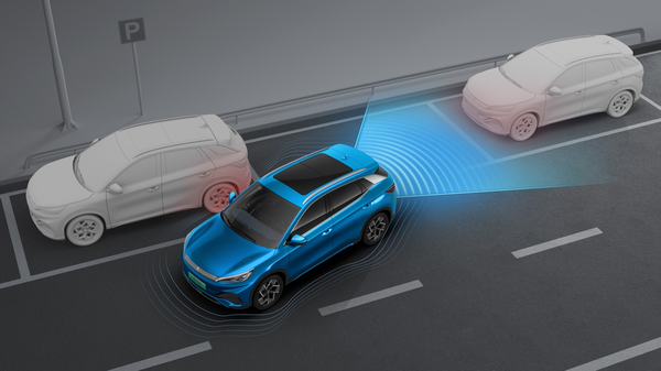 比亚迪元PLUS正式上市 首款A级潮跑SUV 13.18万元起 比亚迪元PLUS正式上市 首款A级潮跑SUV 13.18万元起