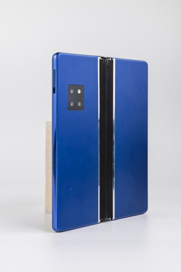 TCL 360-degree Ultra Flex（图片来源自网络）