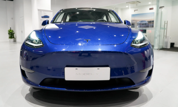 特斯拉MODEL Y（图片来源自网络）