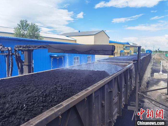 东北地区“西煤东运”重要通道全线贯通 铁路通道能力提升超50%